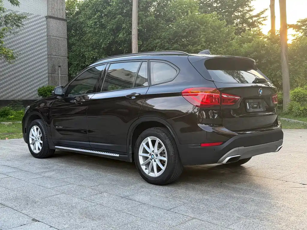 BMW X1 2016 — фото 14