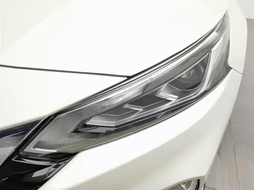 Nissan Teana 2021 — фото 7