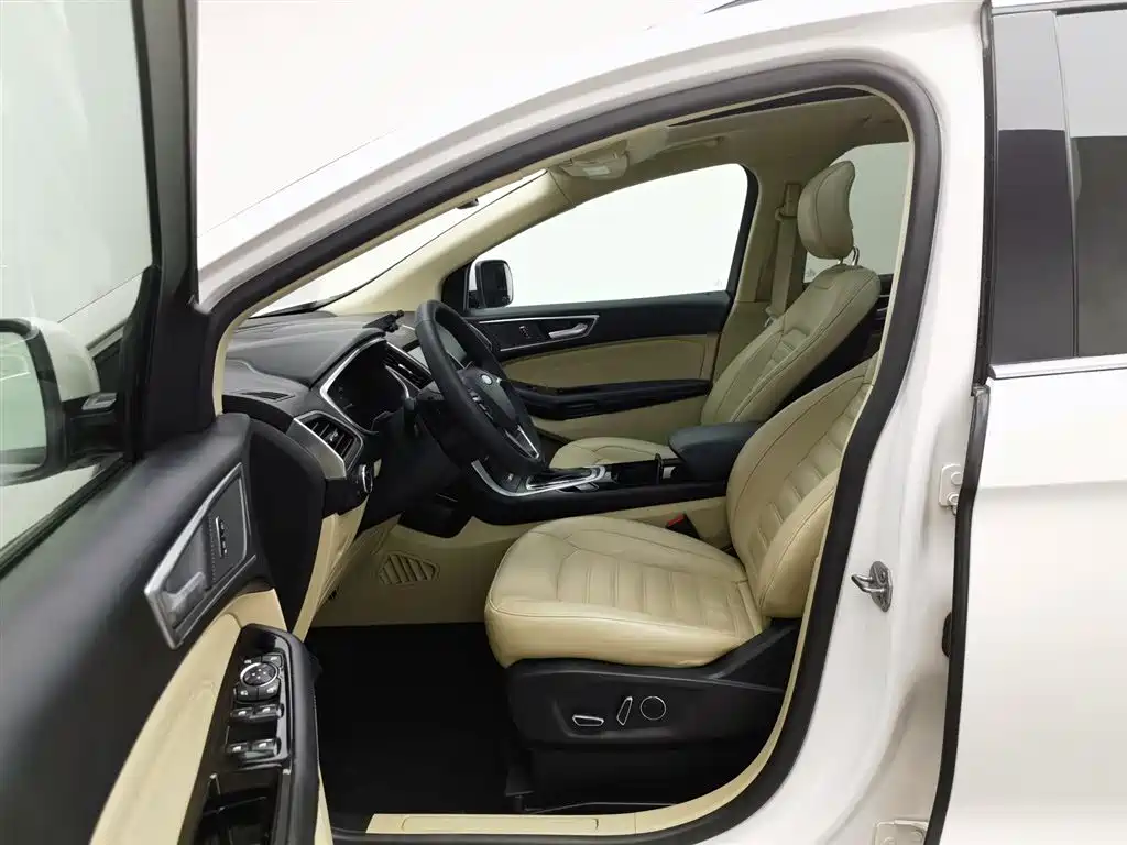 Ford Edge 2015 — фото 10