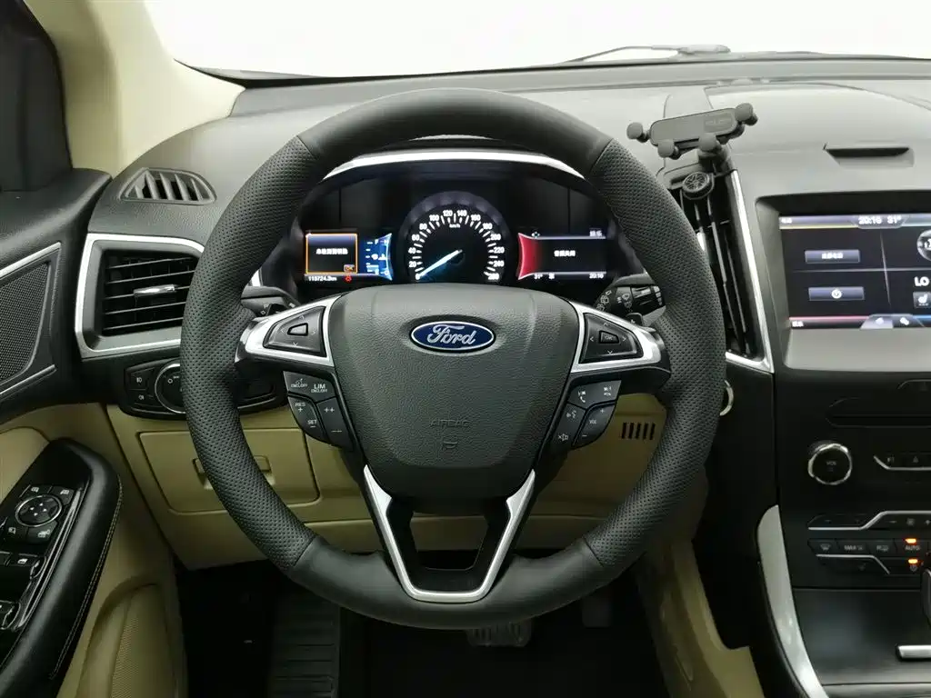 Ford Edge 2015 — фото 11