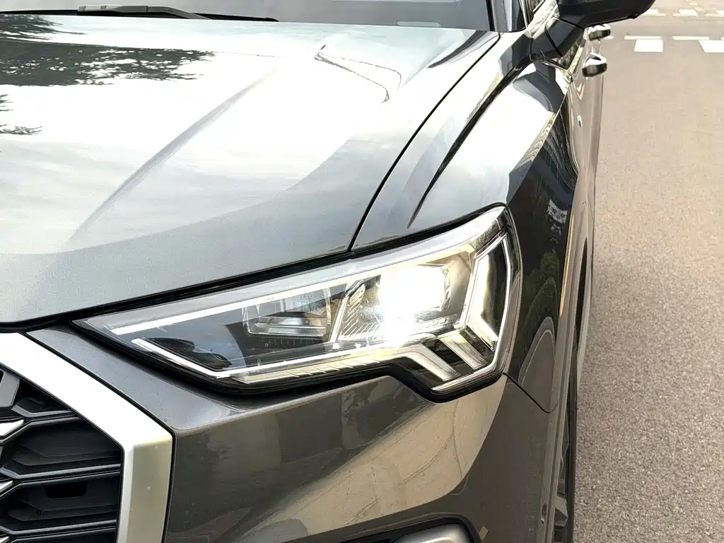 Audi Q3 2023 — фото 15