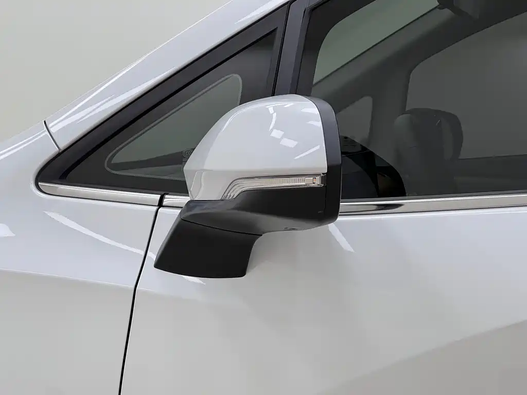 Maxus G50 PHEV 2025 — фото 10