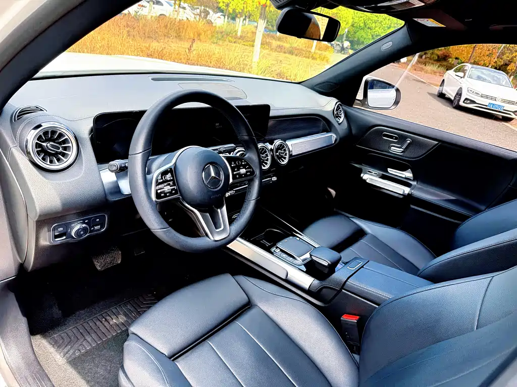 Mercedes-Benz GLB 2021 — фото 20
