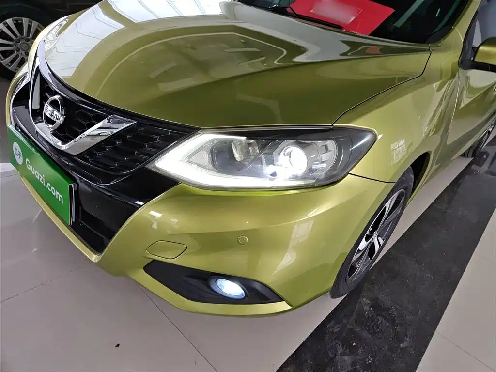 Nissan Tiida 2017 — фото 18