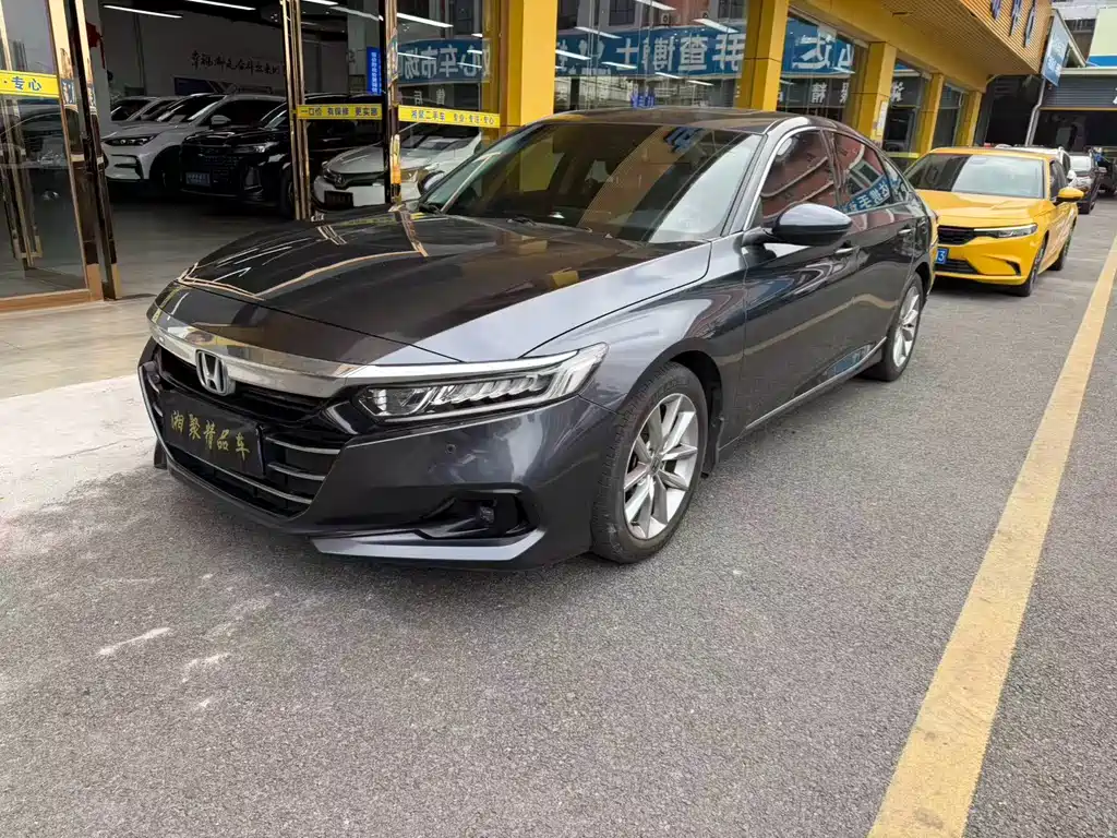 Honda Accord 2022 — фото 1