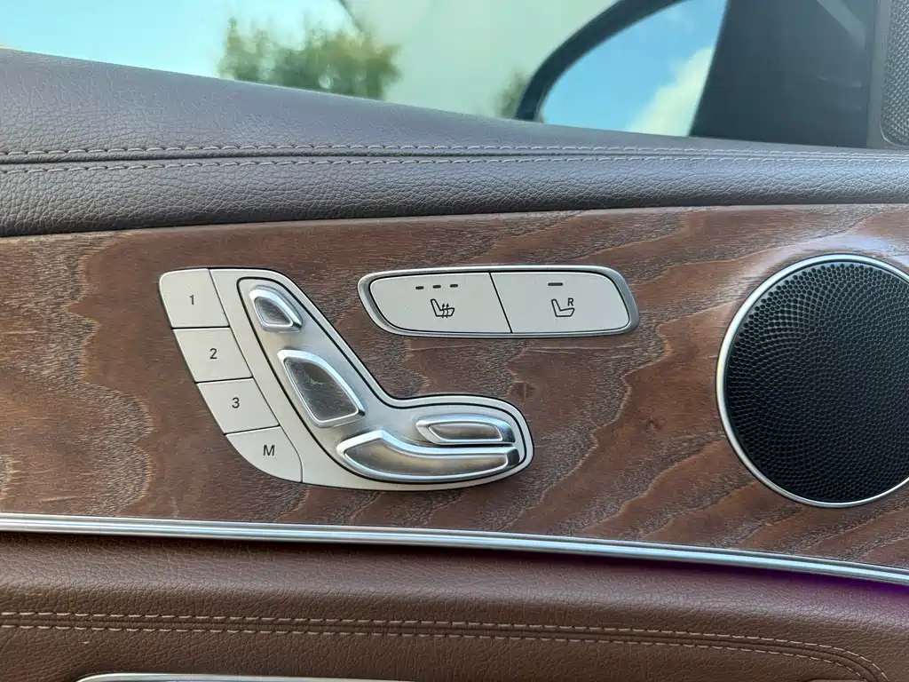 Mercedes-Benz E-Class 2018 — фото 13