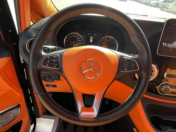 Mercedes-Benz Vito 2023