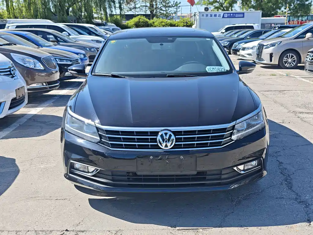 Volkswagen Passat 2017 — фото 2