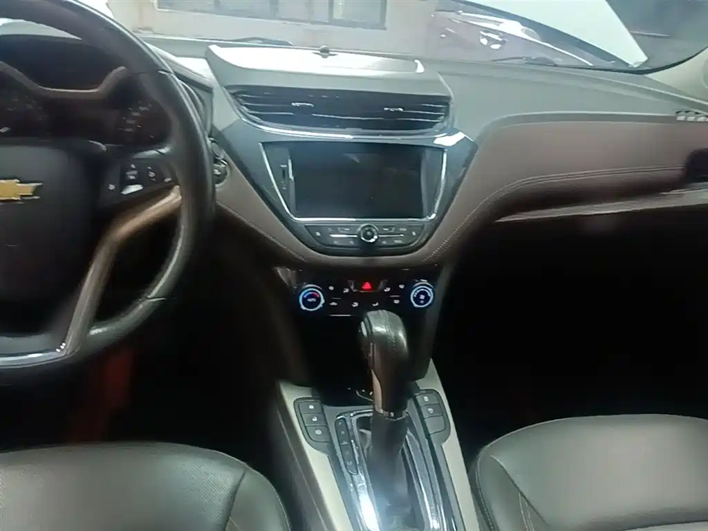 Chevrolet Malibu 2018 — фото 13