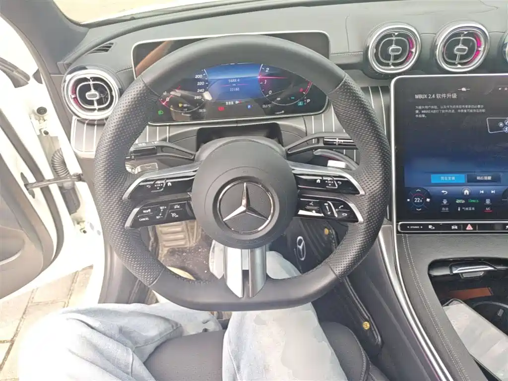 Mercedes-Benz C-Class 2023 — фото 11