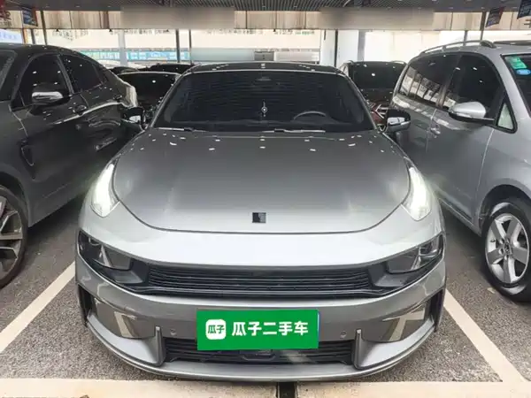 Lynk & Co 03 2022