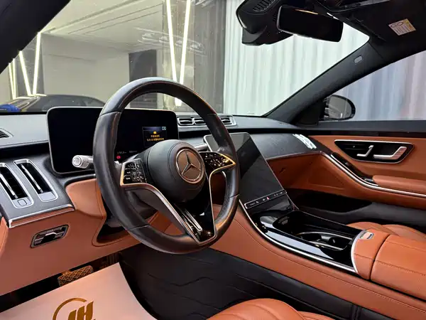 Mercedes-Benz S-Class 2021