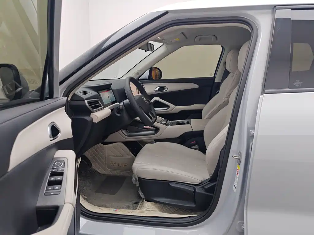 BYD Yuan UP 2024 — фото 14