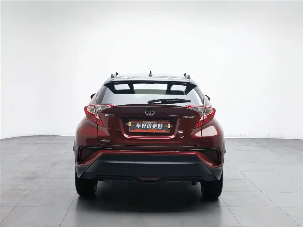 Toyota IZOA 2018 — фото 4