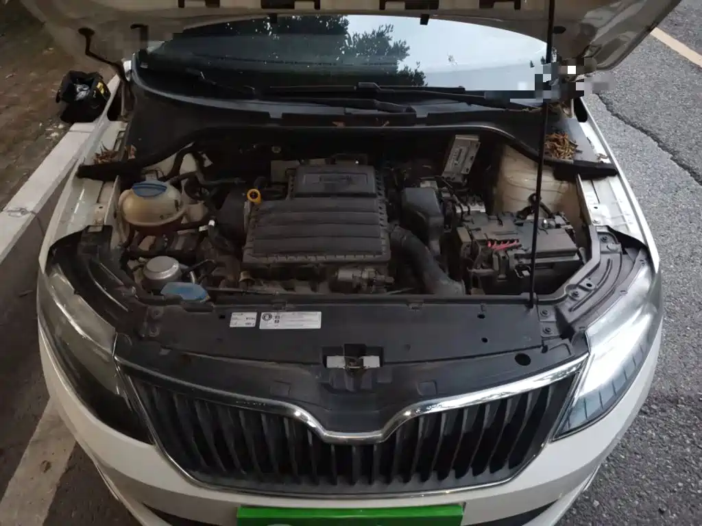Skoda Rapid 2019 — фото 11