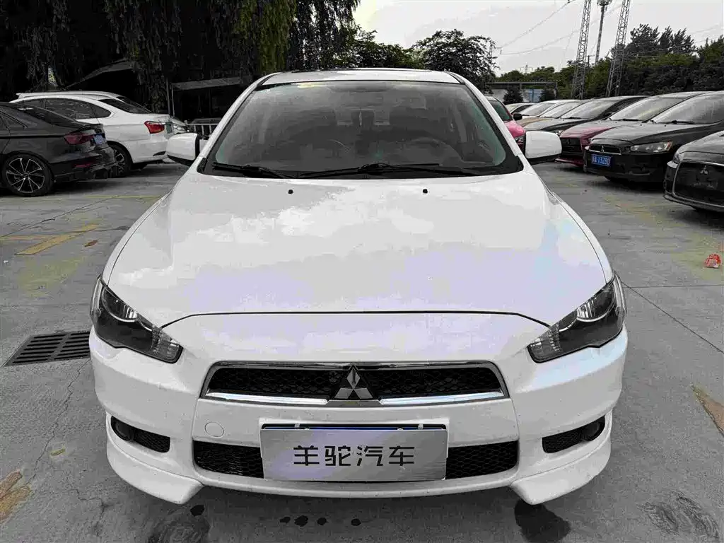 Mitsubishi Lancer EX 2011 — фото 2