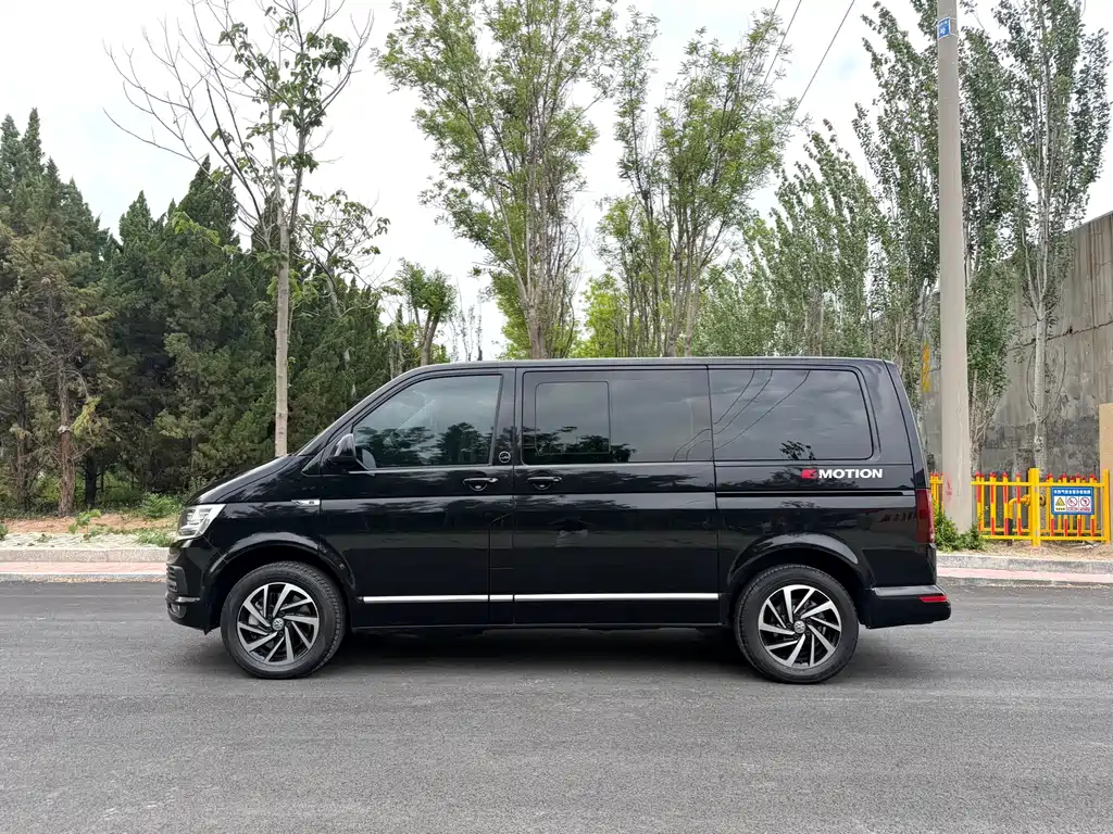 Volkswagen Multivan 2018 — фото 5