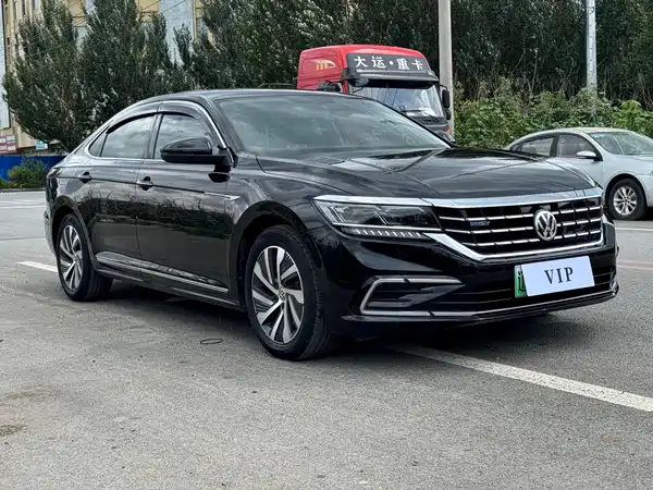 Volkswagen Passat Plug-In Hybrid 2019