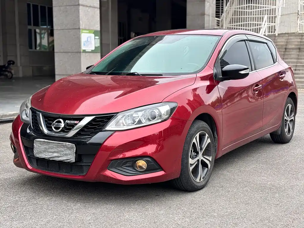Nissan Tiida 2018 — фото 1