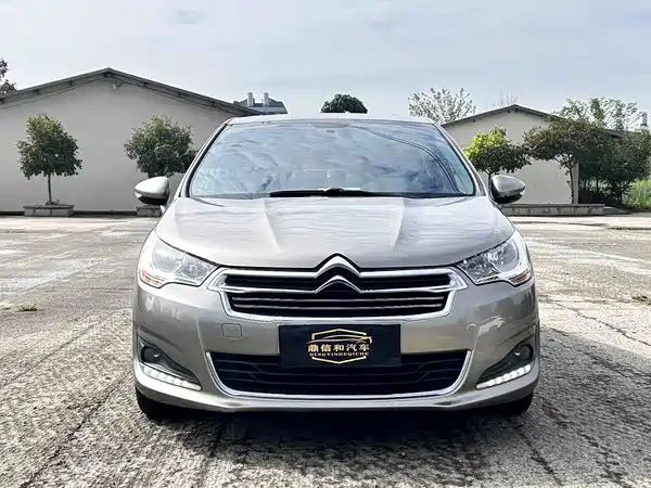 Citroën C4L 2016