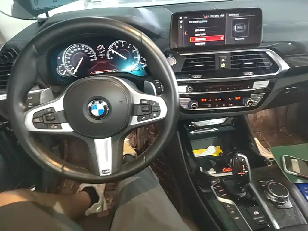 BMW X3 2019 — фото 10