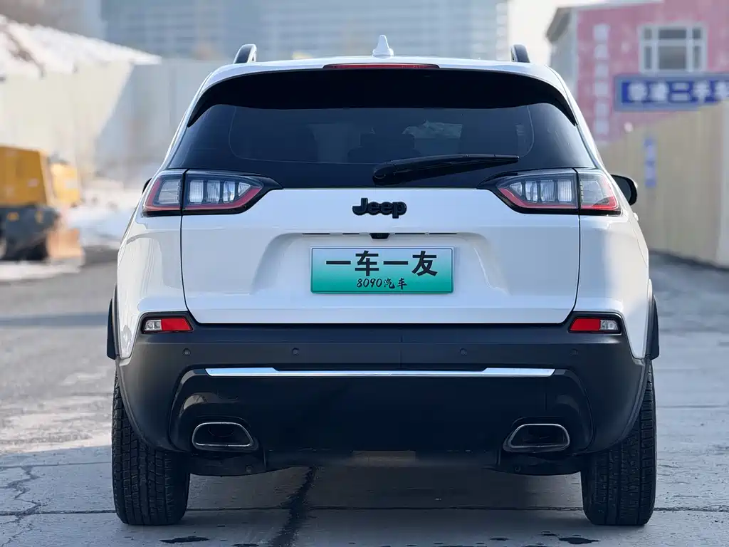 Jeep Cherokee 2020 — фото 8