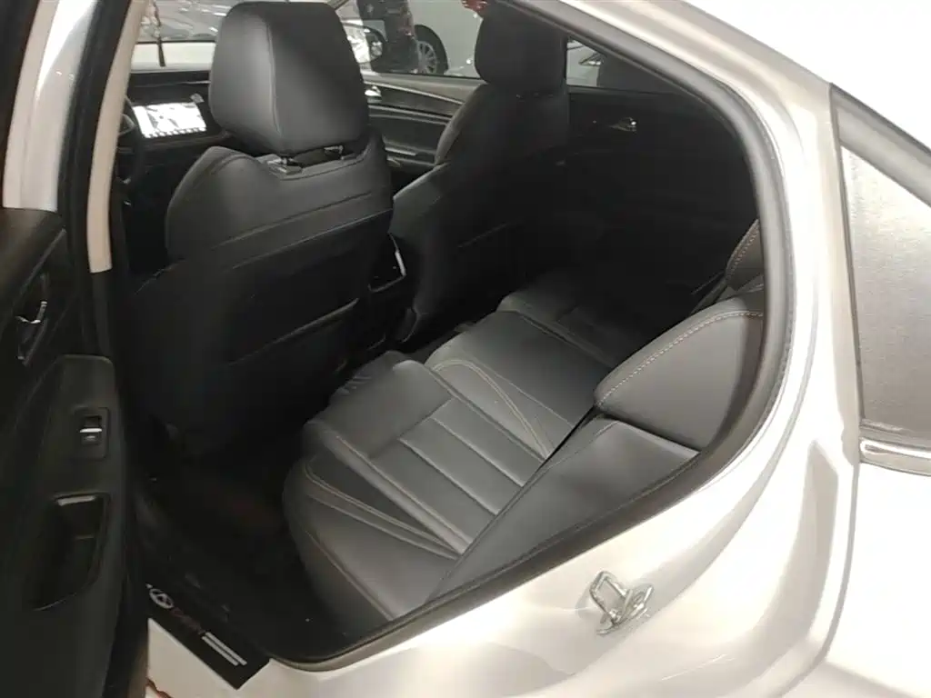 Chery Arrizo 5 PLUS 2023 — фото 17