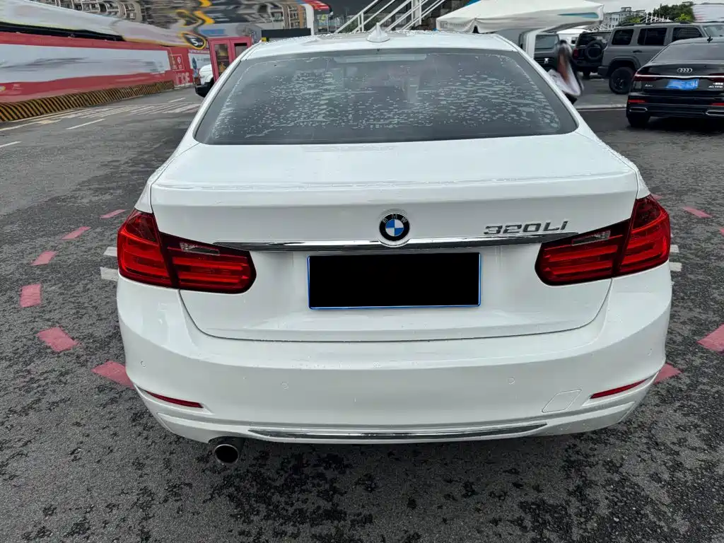 BMW 3 Series 2014 — фото 12