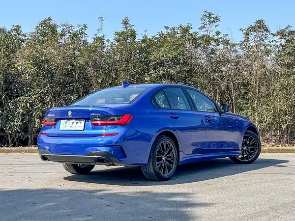 BMW 3 Series 2022