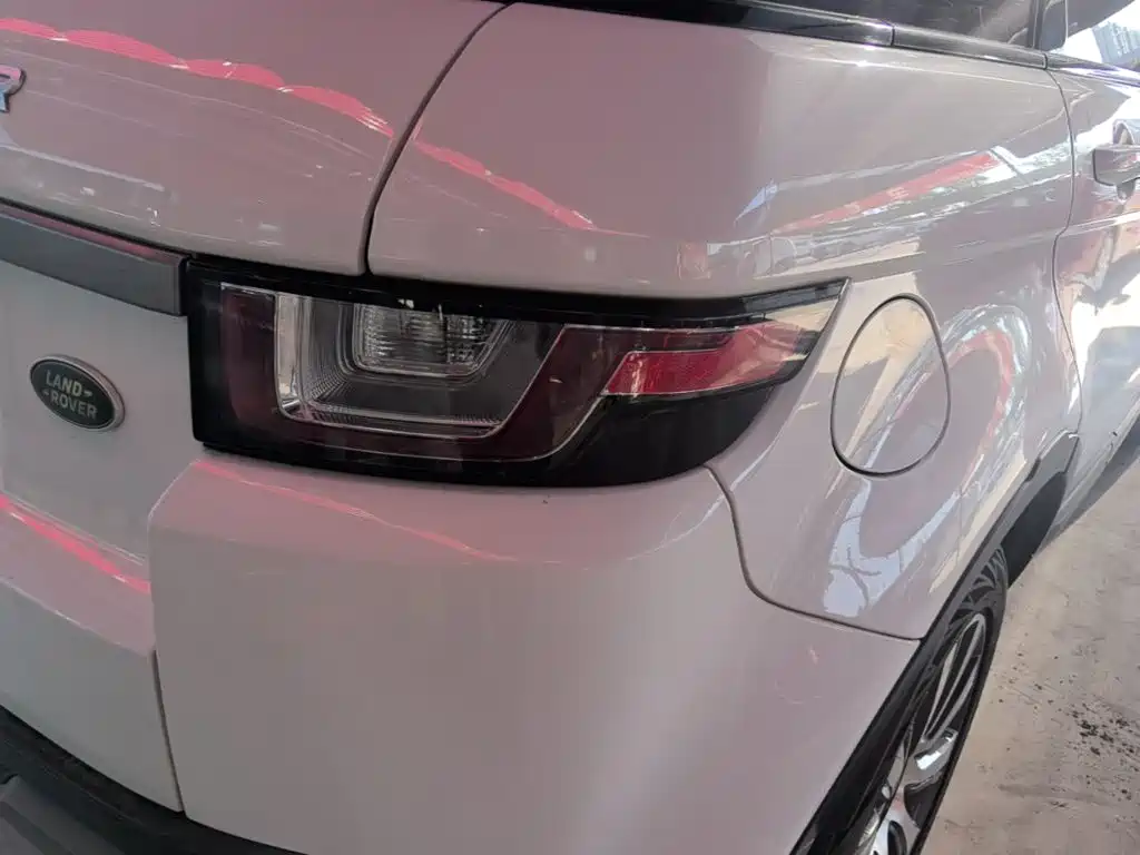 Land Rover Range Rover Evoque 2019 — фото 8