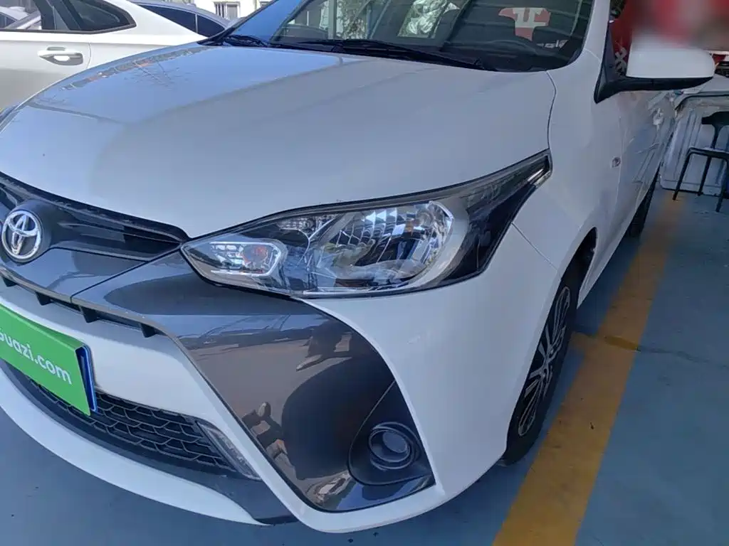 Toyota Yaris L 2018 — фото 24