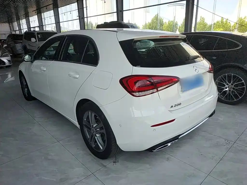 Mercedes-Benz A-Class 2020 — фото 5