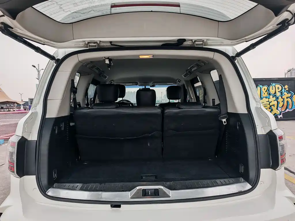 Nissan Patrol 2017 — фото 9