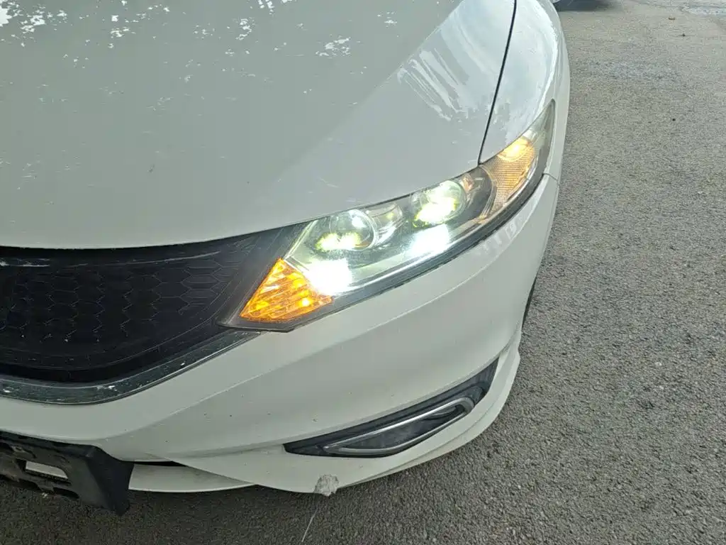 Honda Jade 2016 — фото 24
