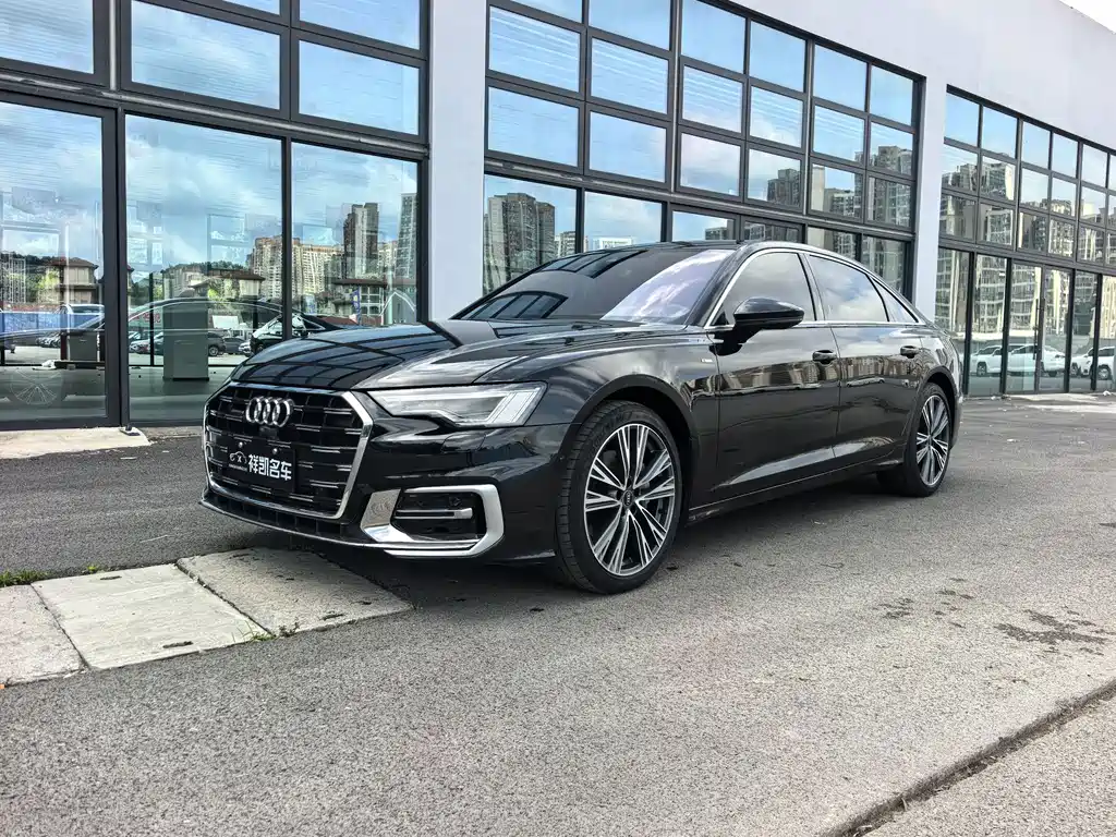 Audi A6L 2025 — фото 1