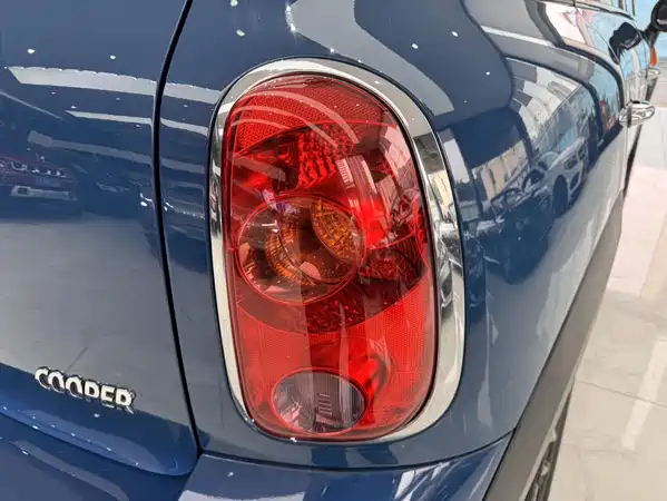 MINI Countryman 2011