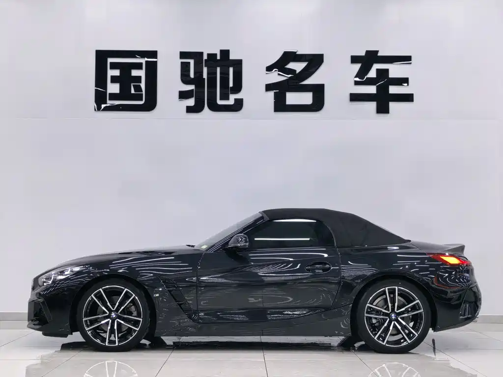 BMW Z4 2023 — фото 8