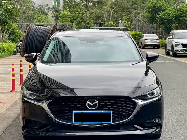 Mazda 3 Axela 2021