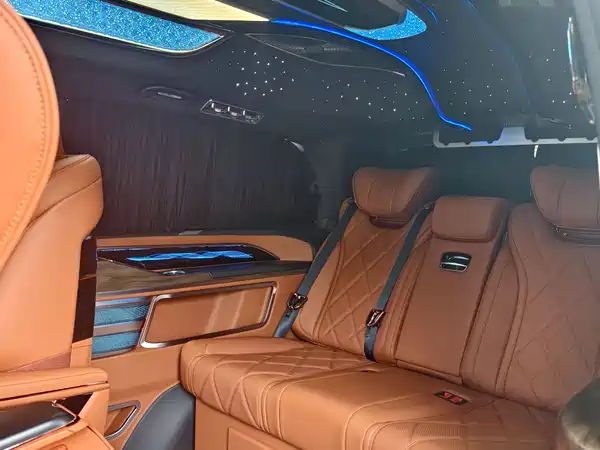 Mercedes-Benz Vito 2024