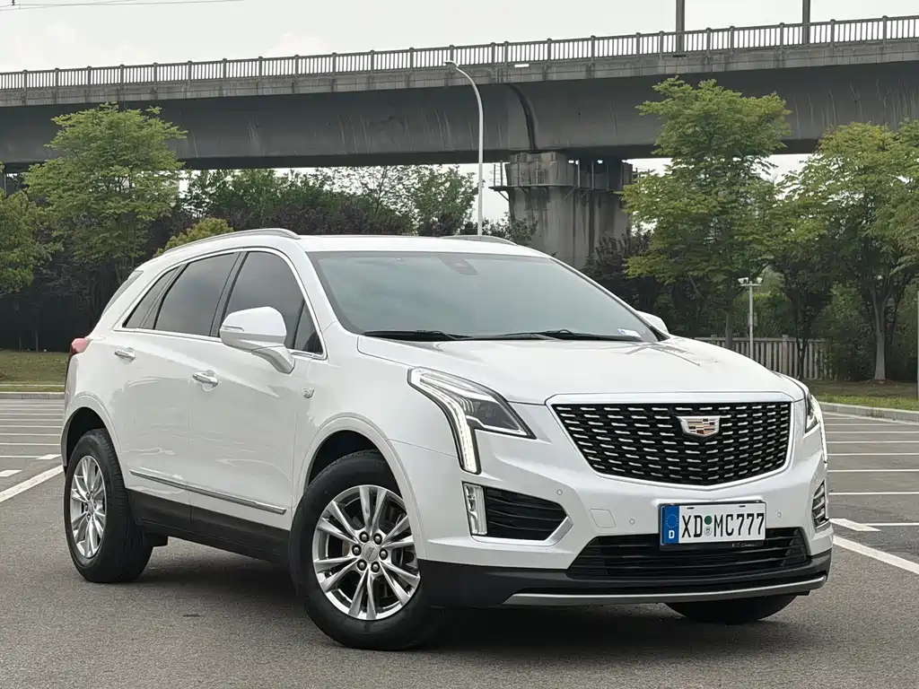 Cadillac XT5 2022 — фото 3