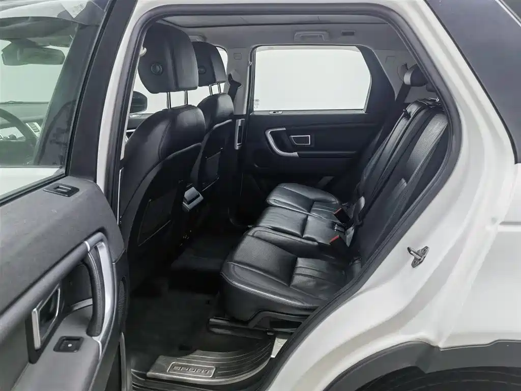 Land Rover Discovery Sport 2016 — фото 15