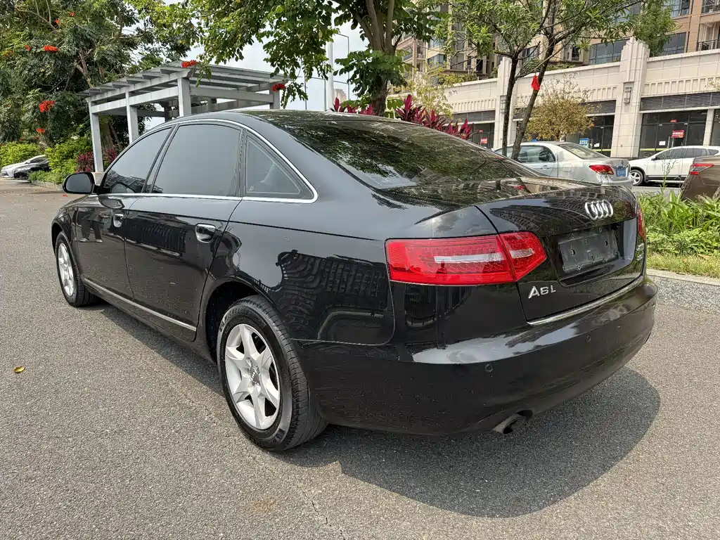 Audi A6L 2011 — фото 14