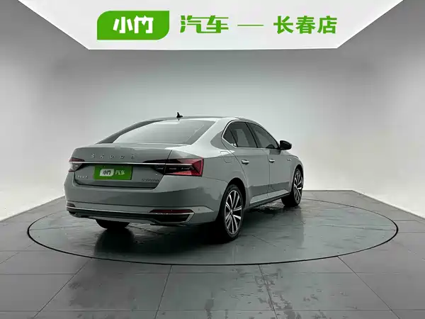 Skoda Superb 2022