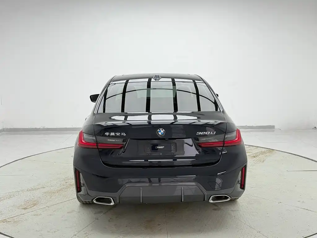 BMW 3 Series 2023