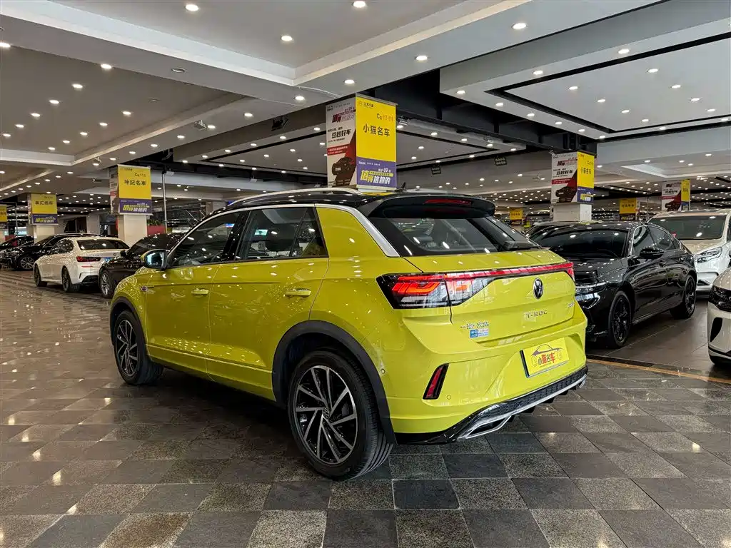 Volkswagen T-Roc 2023 — фото 12