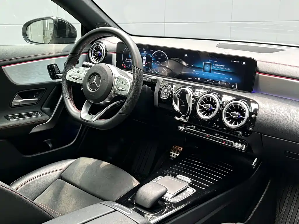 Mercedes-Benz CLA 2022 — фото 7