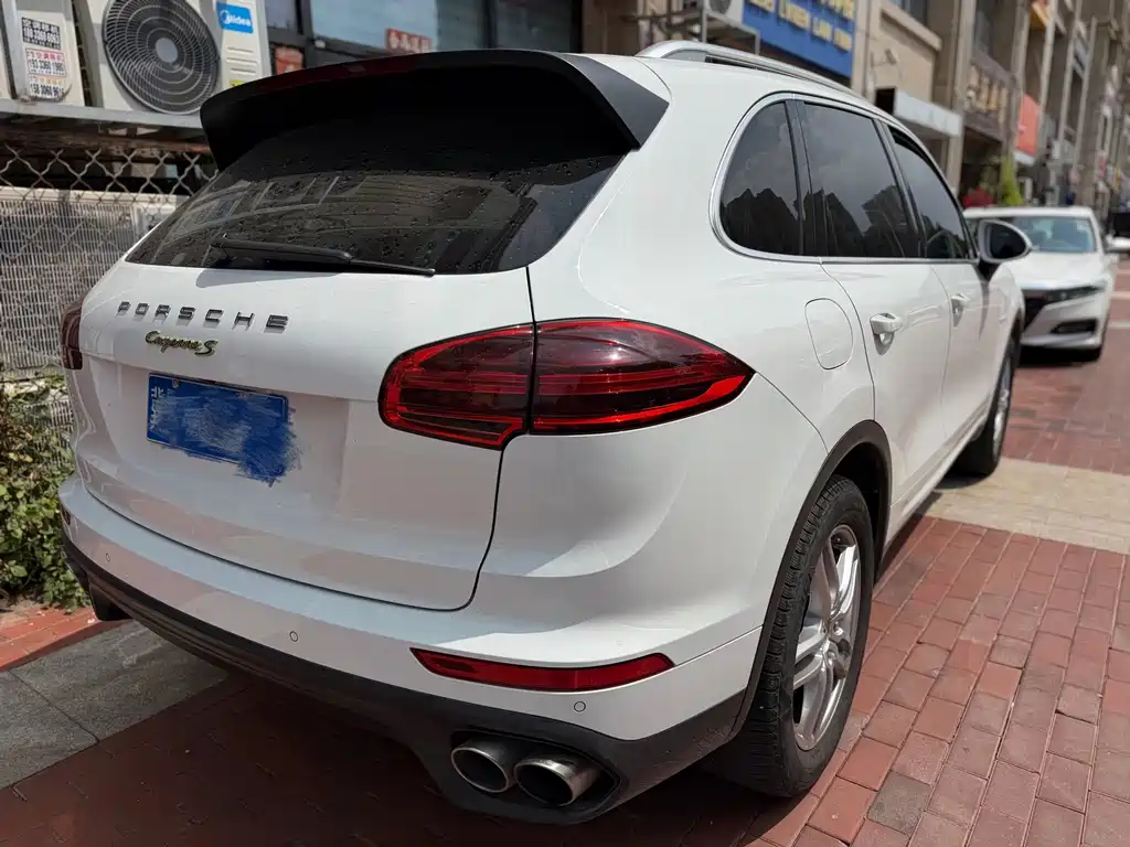 Porsche Cayenne New Energy 2015 — фото 2