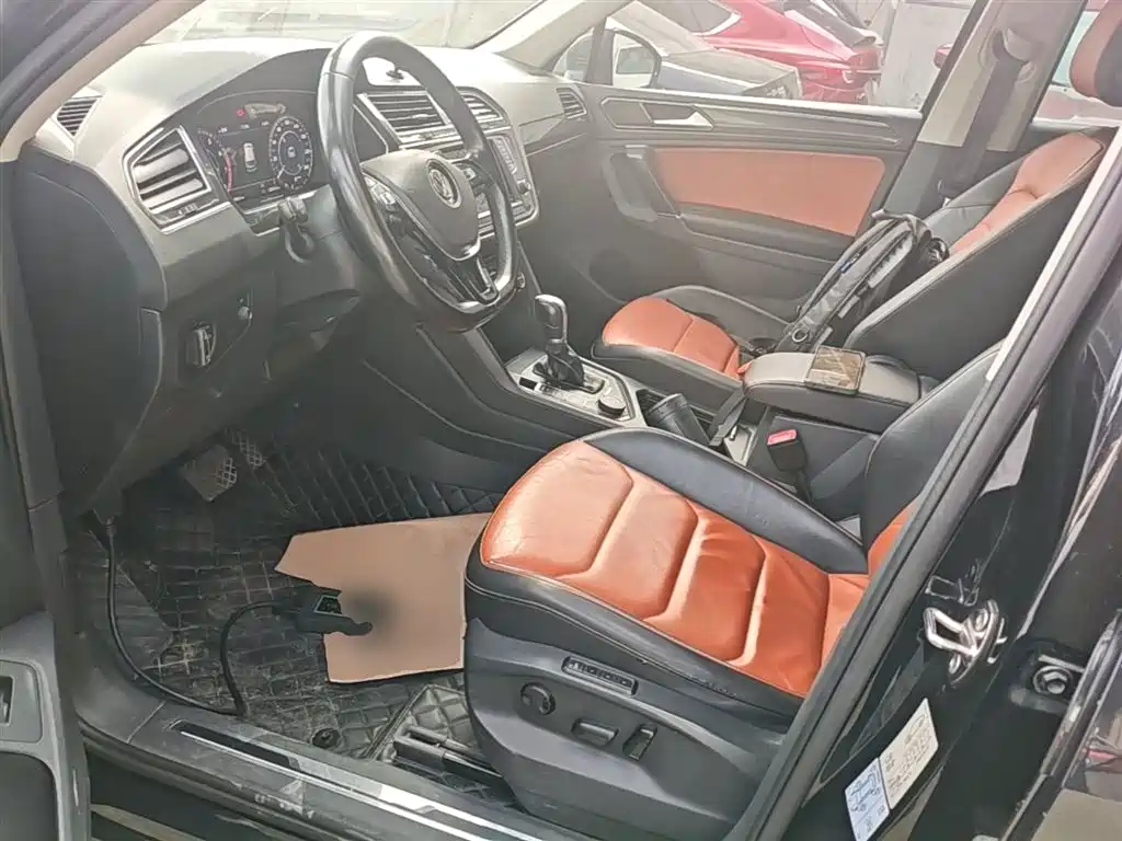 Volkswagen Tiguan 2017 — фото 15