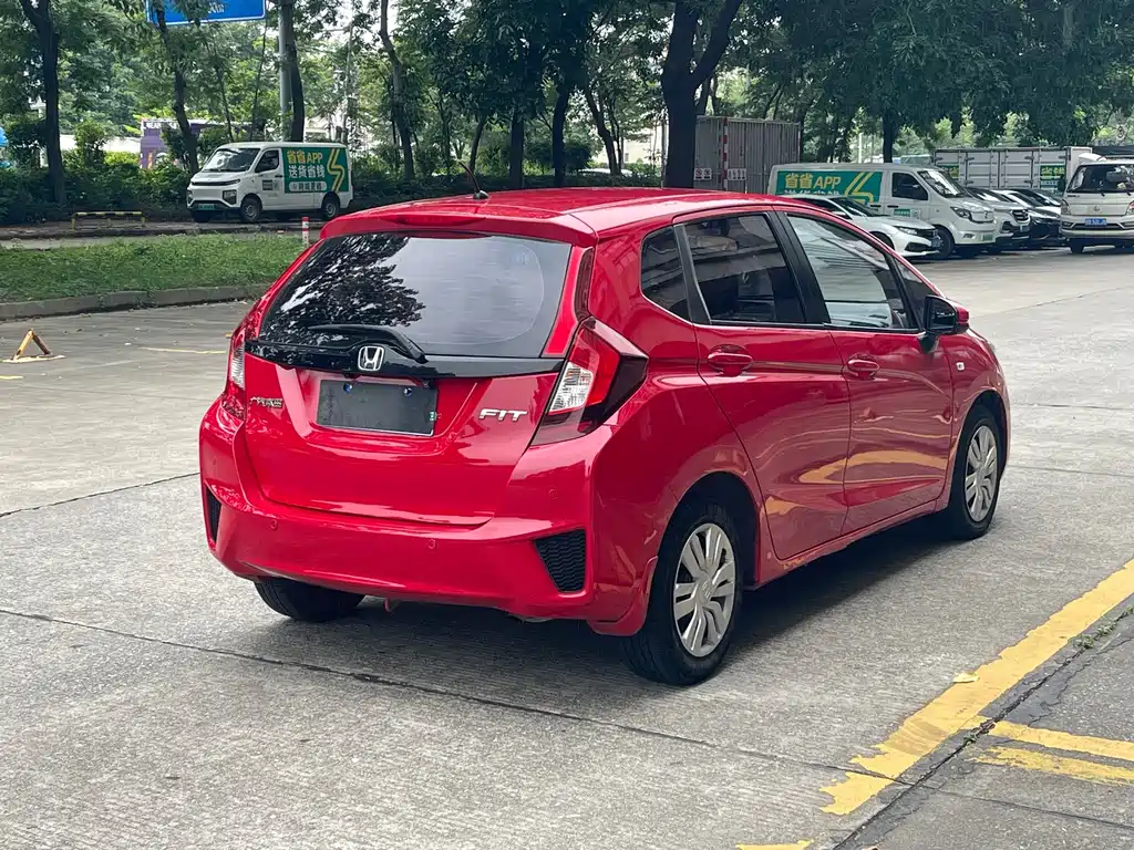 Honda Fit 2017 — фото 11