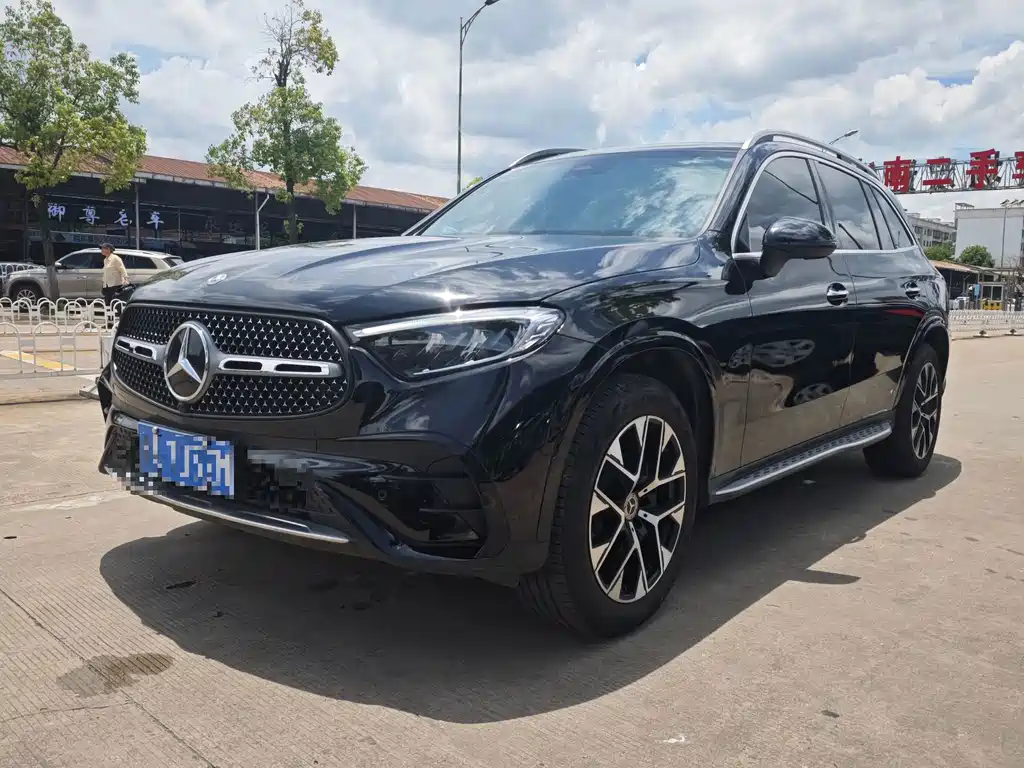 Mercedes-Benz GLC 2024